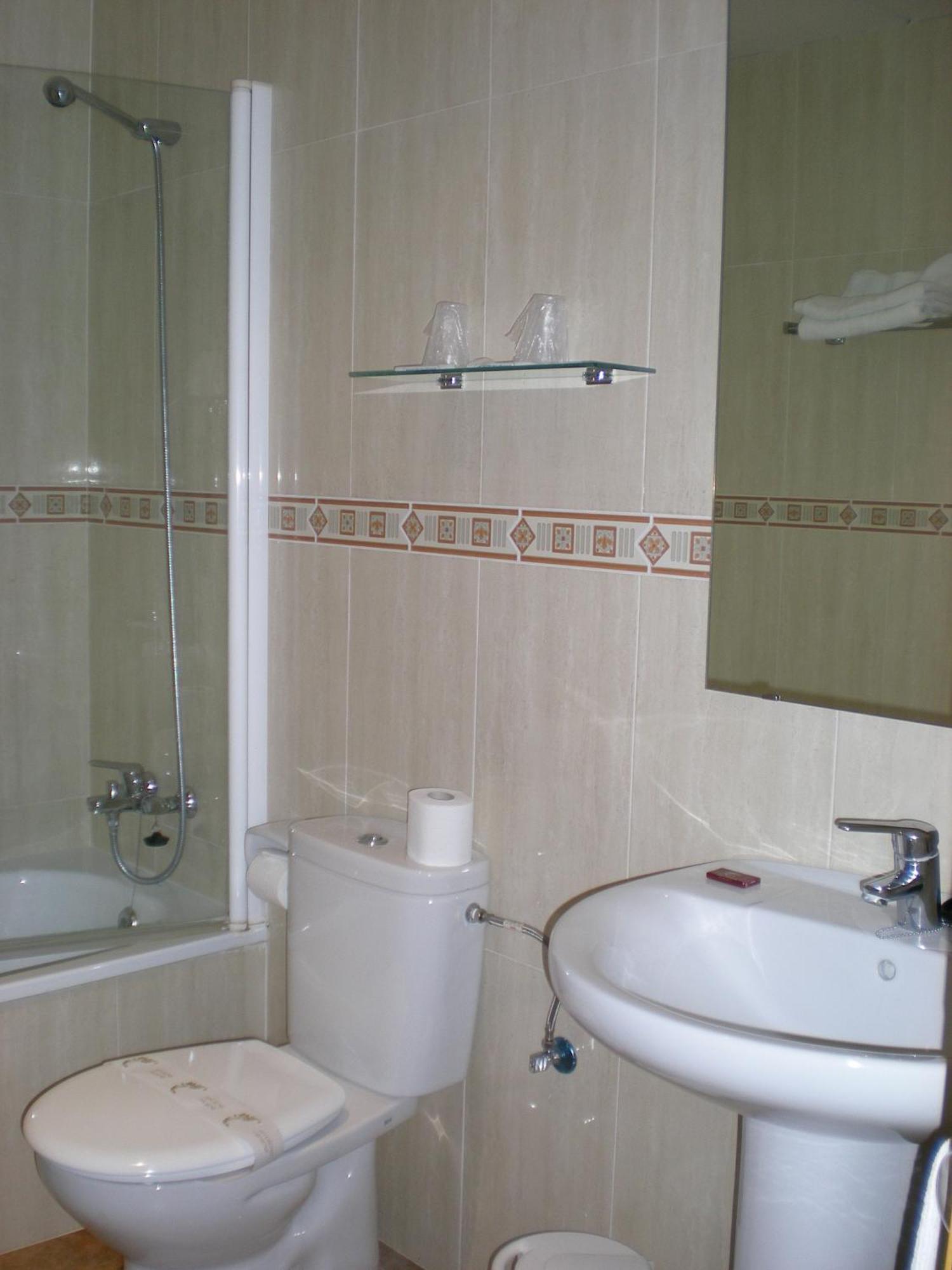 Labella Maria Hotell Pinos Genil Exteriör bild