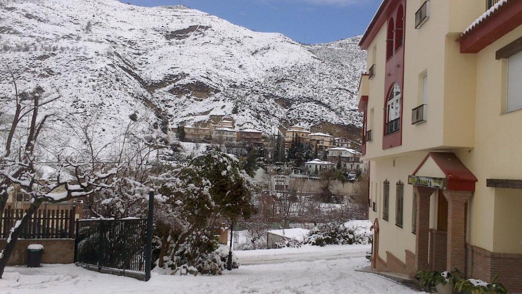 Labella Maria Hotell Pinos Genil Exteriör bild